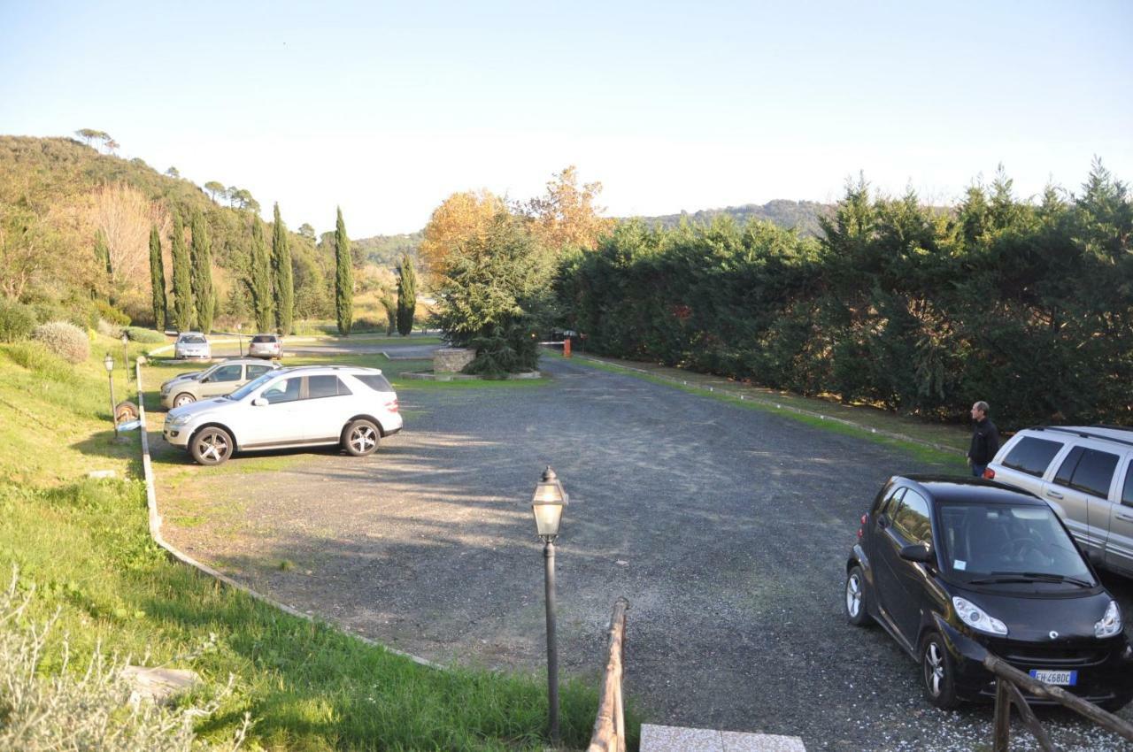 Monolocale Con Piscina S.Martino Apartment Riparbella Exterior foto